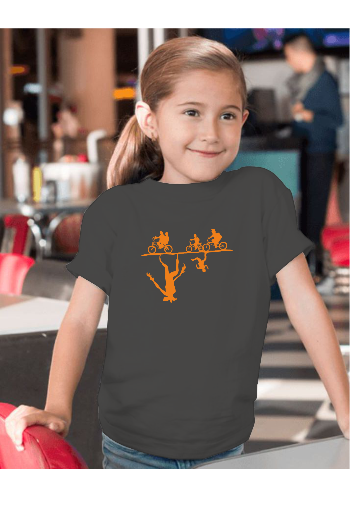 Stranger Things Bisiklet Turu Çocuk T-Shirt