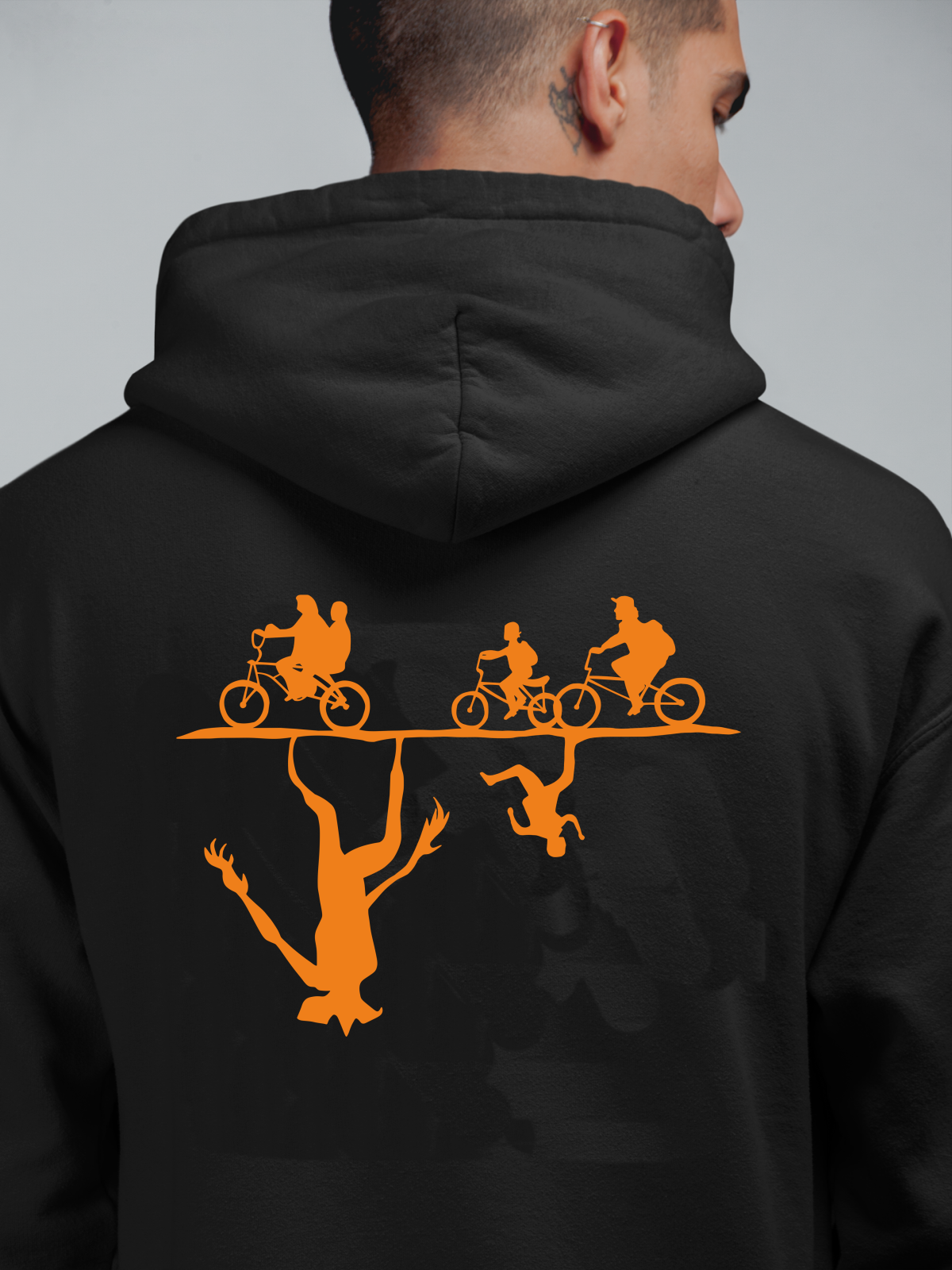Stranger Things Bisiklet Turu Oversize Hoodie S - Arkaya  Baskı - Siyah