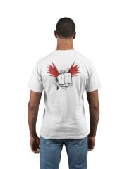 Demir Yumruk Beyaz T-Shirt